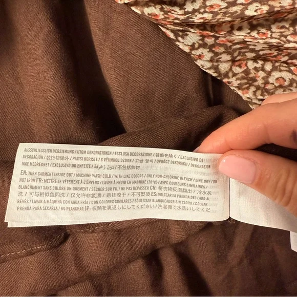 Abercrombie & Fitch Petite Floral Pleated Midi Skirt Brown Size M NWT - Picture 11 of 13